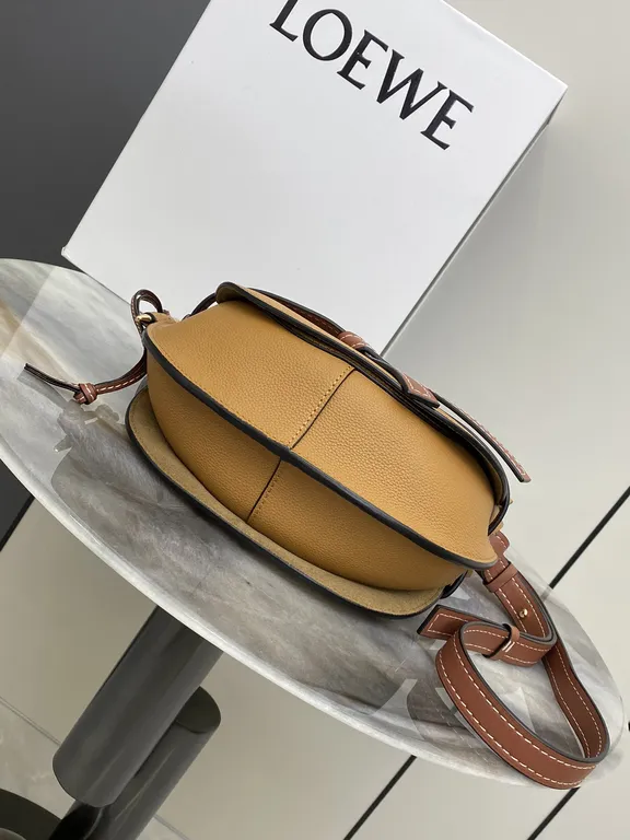 Loewe Bag 